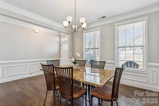 3896 Lake Breeze Drive, Sherrills Ford, NC 28673