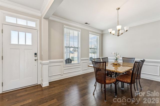 3896 Lake Breeze Drive, Sherrills Ford, NC 28673