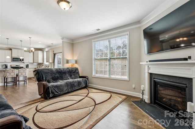 3896 Lake Breeze Drive, Sherrills Ford, NC 28673