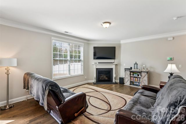 3896 Lake Breeze Drive, Sherrills Ford, NC 28673