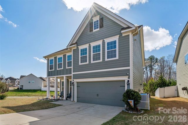 3896 Lake Breeze Drive, Sherrills Ford, NC 28673
