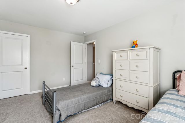 3896 Lake Breeze Drive, Sherrills Ford, NC 28673