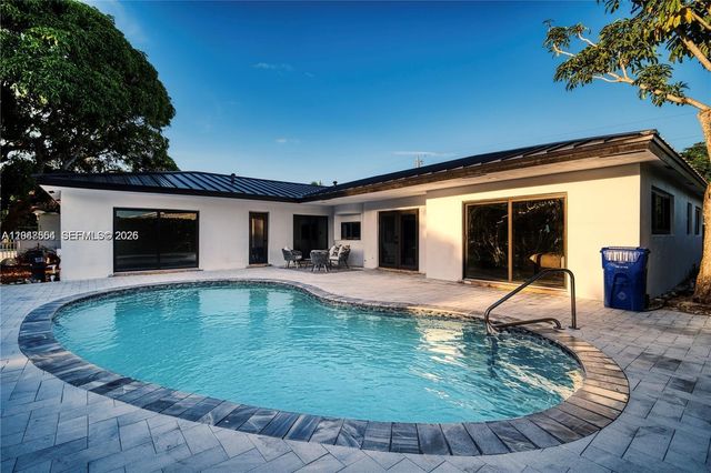 5561 NE 28th Avenue, Fort Lauderdale, FL 33308
