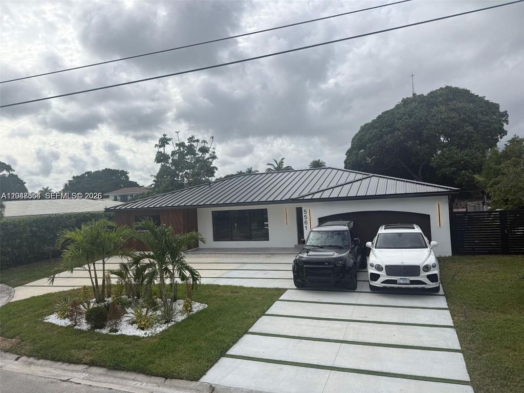5561 NE 28th Avenue, Fort Lauderdale, FL 33308