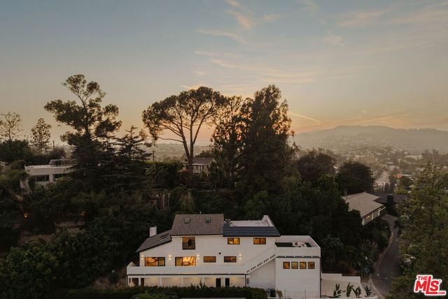2474 Silver Ridge Avenue, Los Angeles, CA 90039