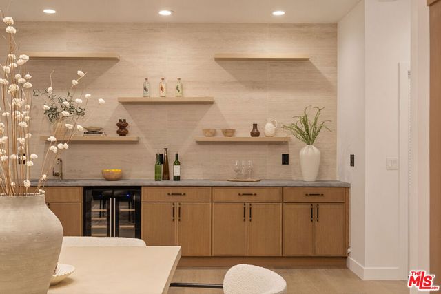2474 Silver Ridge Avenue, Los Angeles, CA 90039