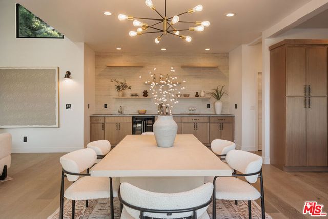 2474 Silver Ridge Avenue, Los Angeles, CA 90039