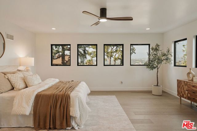 2474 Silver Ridge Avenue, Los Angeles, CA 90039