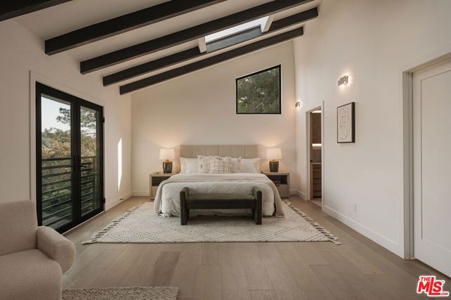 2474 Silver Ridge Avenue, Los Angeles, CA 90039