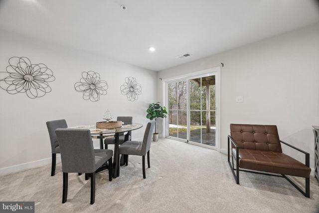 1261 BENJAMIN DR, Kennett Square, PA 19348