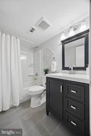 1261 BENJAMIN DR, Kennett Square, PA 19348