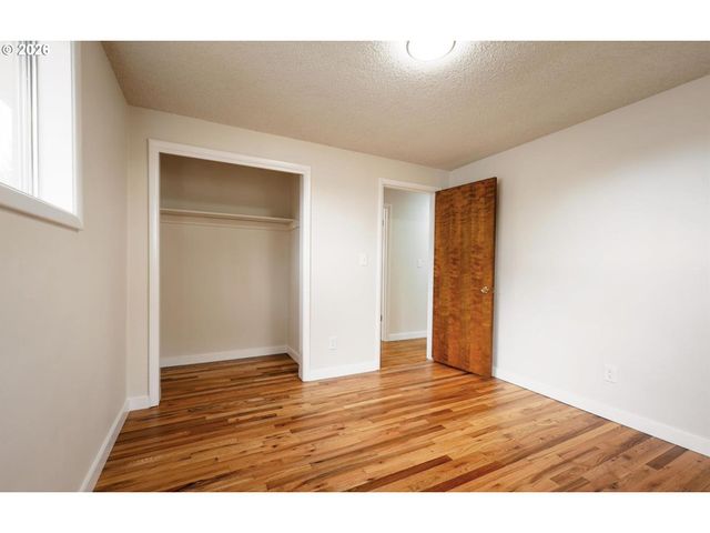 1210 RIVER BEND Rd, Salem, OR 97304