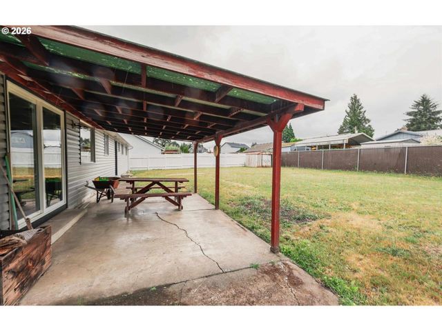 1210 RIVER BEND Rd, Salem, OR 97304