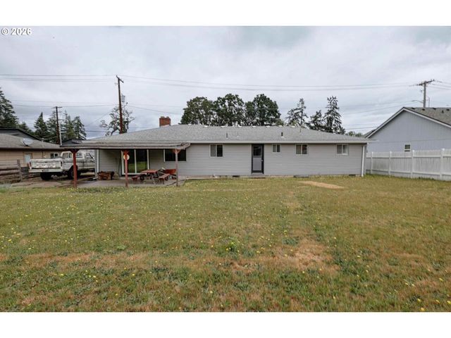 1210 RIVER BEND Rd, Salem, OR 97304
