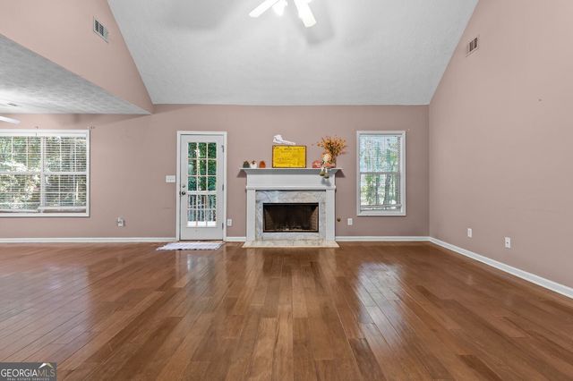 2584 Rockwood Way SW, Stone Mountain, GA 30087
