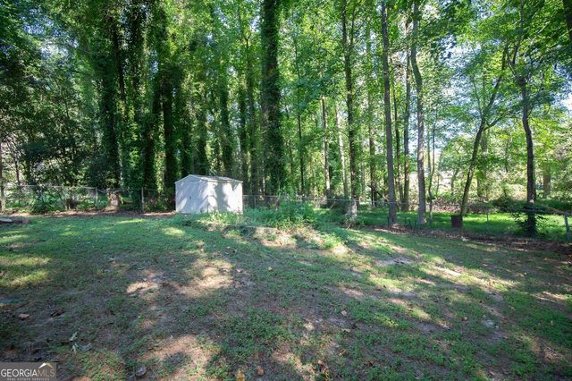 2584 Rockwood Way SW, Stone Mountain, GA 30087