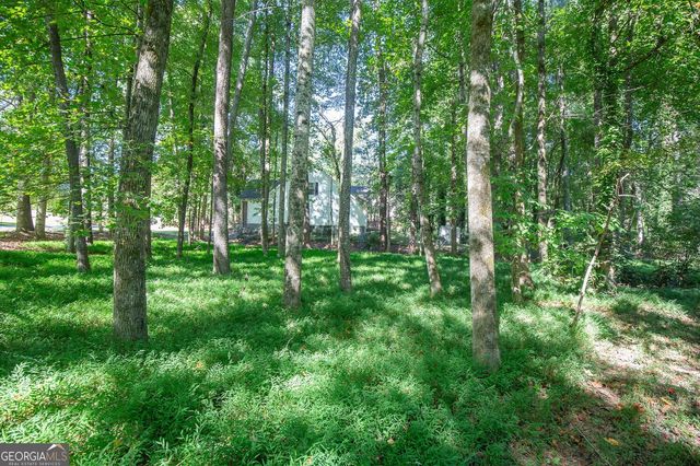 2584 Rockwood Way SW, Stone Mountain, GA 30087