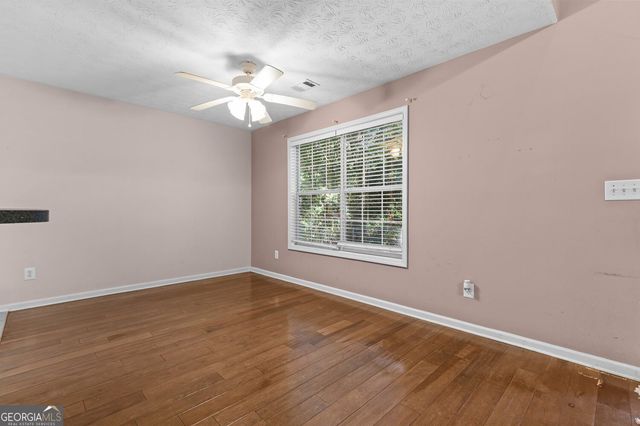 2584 Rockwood Way SW, Stone Mountain, GA 30087