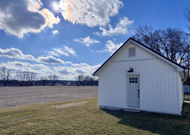 69640 Carls Road, Sturgis, MI 49091