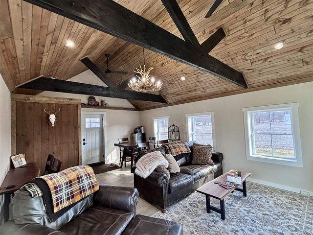 69640 Carls Road, Sturgis, MI 49091