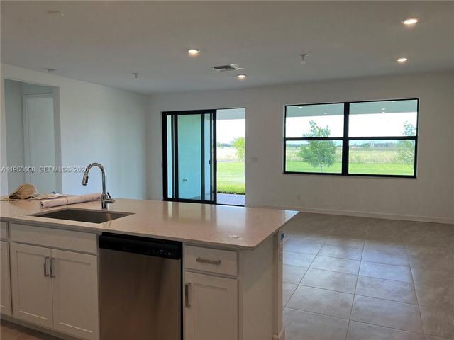 19667 Rugged Trunk Trl 0, Loxahatchee, FL 33470