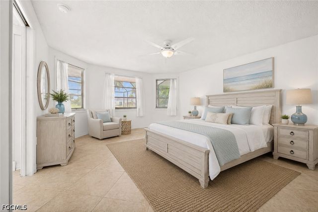4102 SE 1st PL, Cape Coral, FL 33904