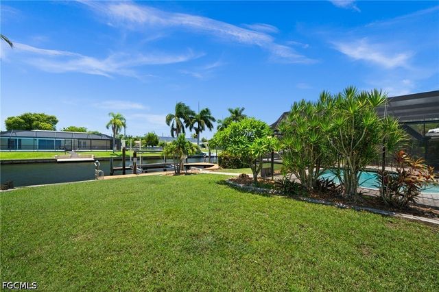4102 SE 1st PL, Cape Coral, FL 33904