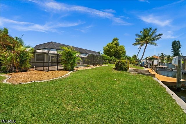 4102 SE 1st PL, Cape Coral, FL 33904