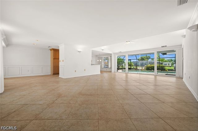 4102 SE 1st PL, Cape Coral, FL 33904