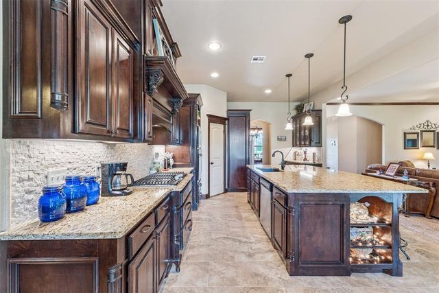 2055 NW 34 Street, Newcastle, OK 73065