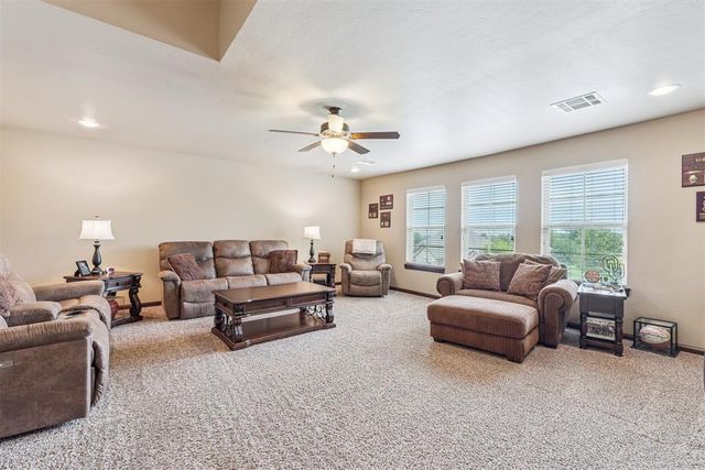 2055 NW 34 Street, Newcastle, OK 73065