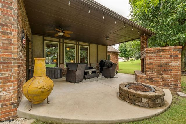 2055 NW 34 Street, Newcastle, OK 73065