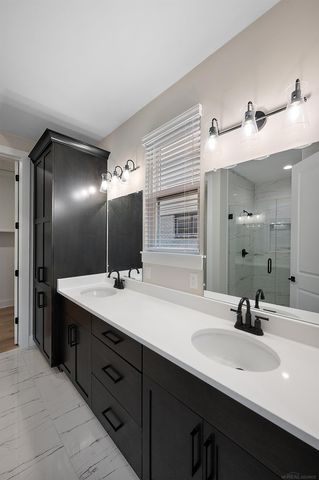 5908 Willow Grove Drive, Troy, MI 48085