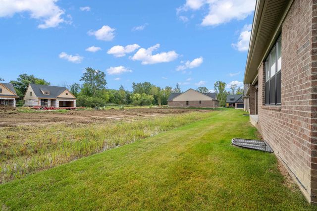 5908 Willow Grove Drive, Troy, MI 48085