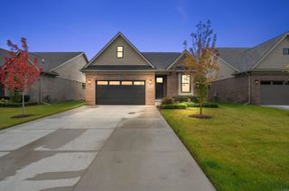 5908 Willow Grove Drive, Troy, MI 48085
