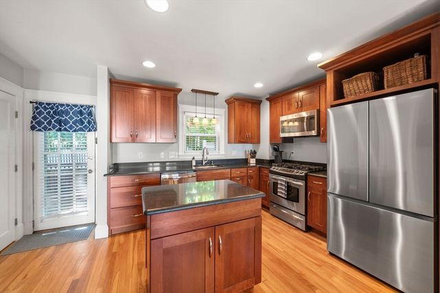 10 Barclay Road, Boston, MA 02132