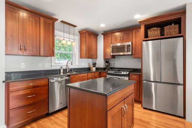 10 Barclay Road, Boston, MA 02132