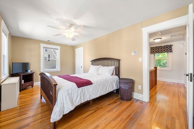 10 Barclay Road, Boston, MA 02132