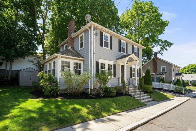 10 Barclay Road, Boston, MA 02132
