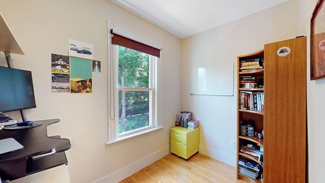33 Plainfield 2, Boston, MA 02130