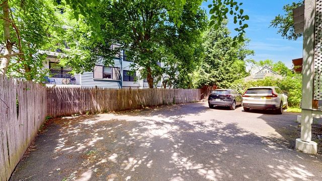 33 Plainfield 2, Boston, MA 02130