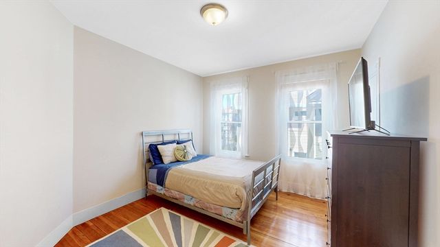 33 Plainfield 2, Boston, MA 02130