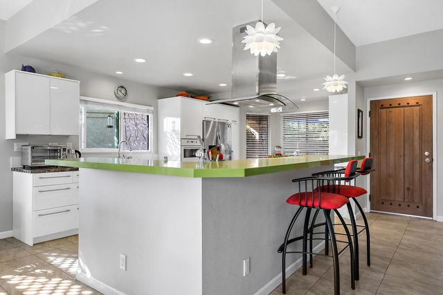 44049 Vigo Court, Palm Desert, CA 92260