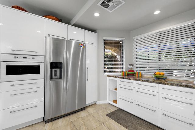 44049 Vigo Court, Palm Desert, CA 92260