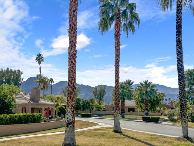 44049 Vigo Court, Palm Desert, CA 92260