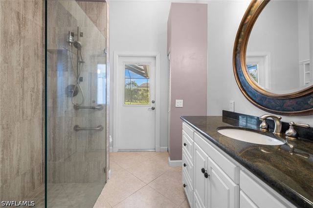 2035 Castle Garden LN, Naples, FL 34110