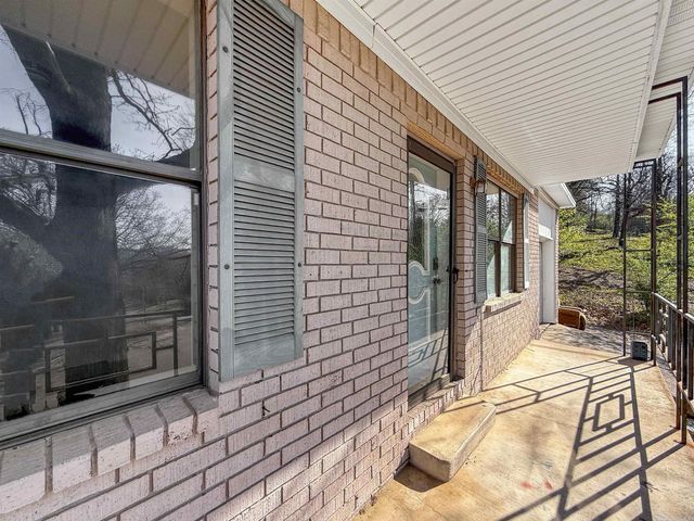 1501 W 58Th St, North Little Rock, AR 72118