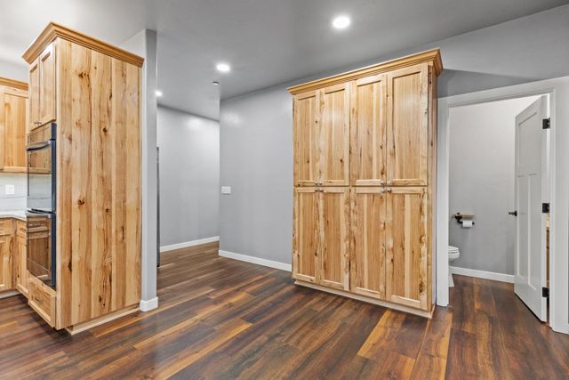 11369 Loma Rica Rd, Marysville, CA 95901