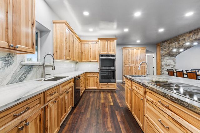 11369 Loma Rica Rd, Marysville, CA 95901