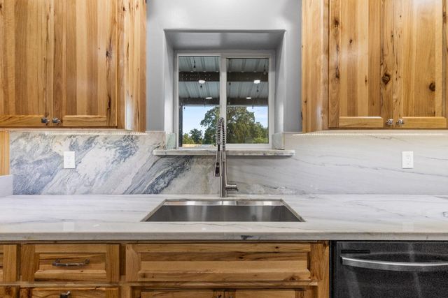 11369 Loma Rica Rd, Marysville, CA 95901